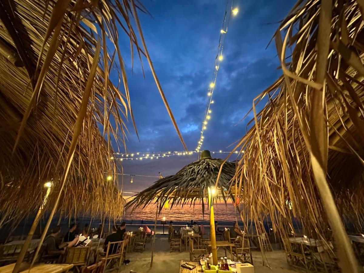 Lanta Palm Beach Resort , Beach Bungalow - Ко-Ланта Экстерьер фото