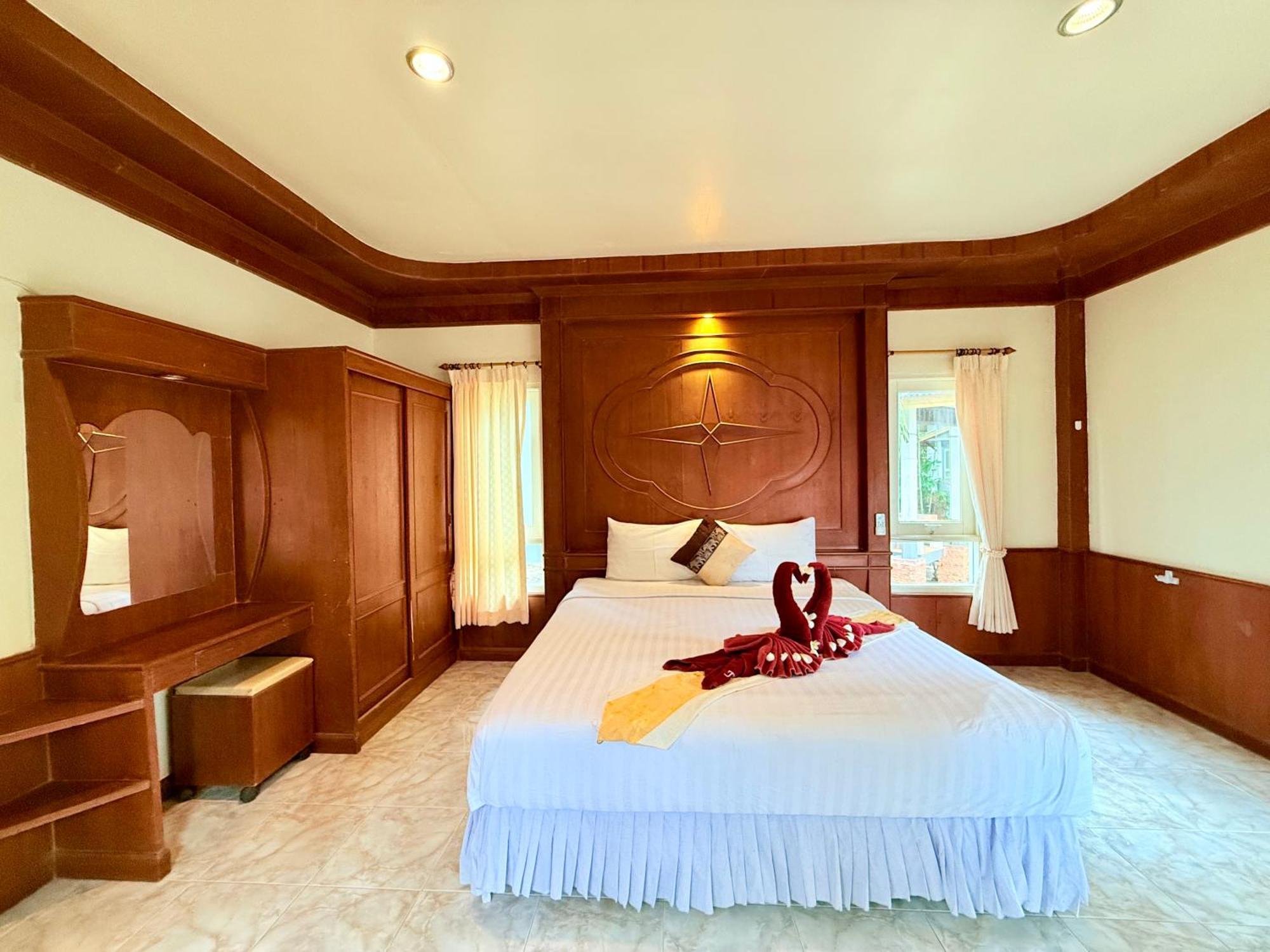 Lanta Palm Beach Resort , Beach Bungalow - Ко-Ланта Экстерьер фото