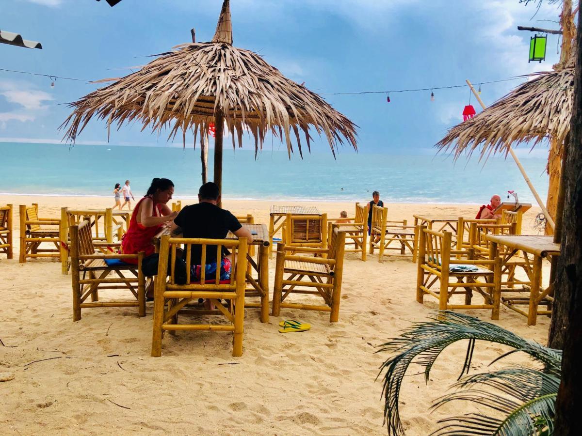 Lanta Palm Beach Resort , Beach Bungalow - Ко-Ланта Экстерьер фото